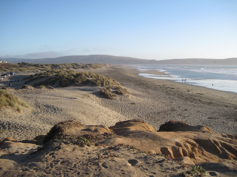 Short  walk to the beach, store and cafe