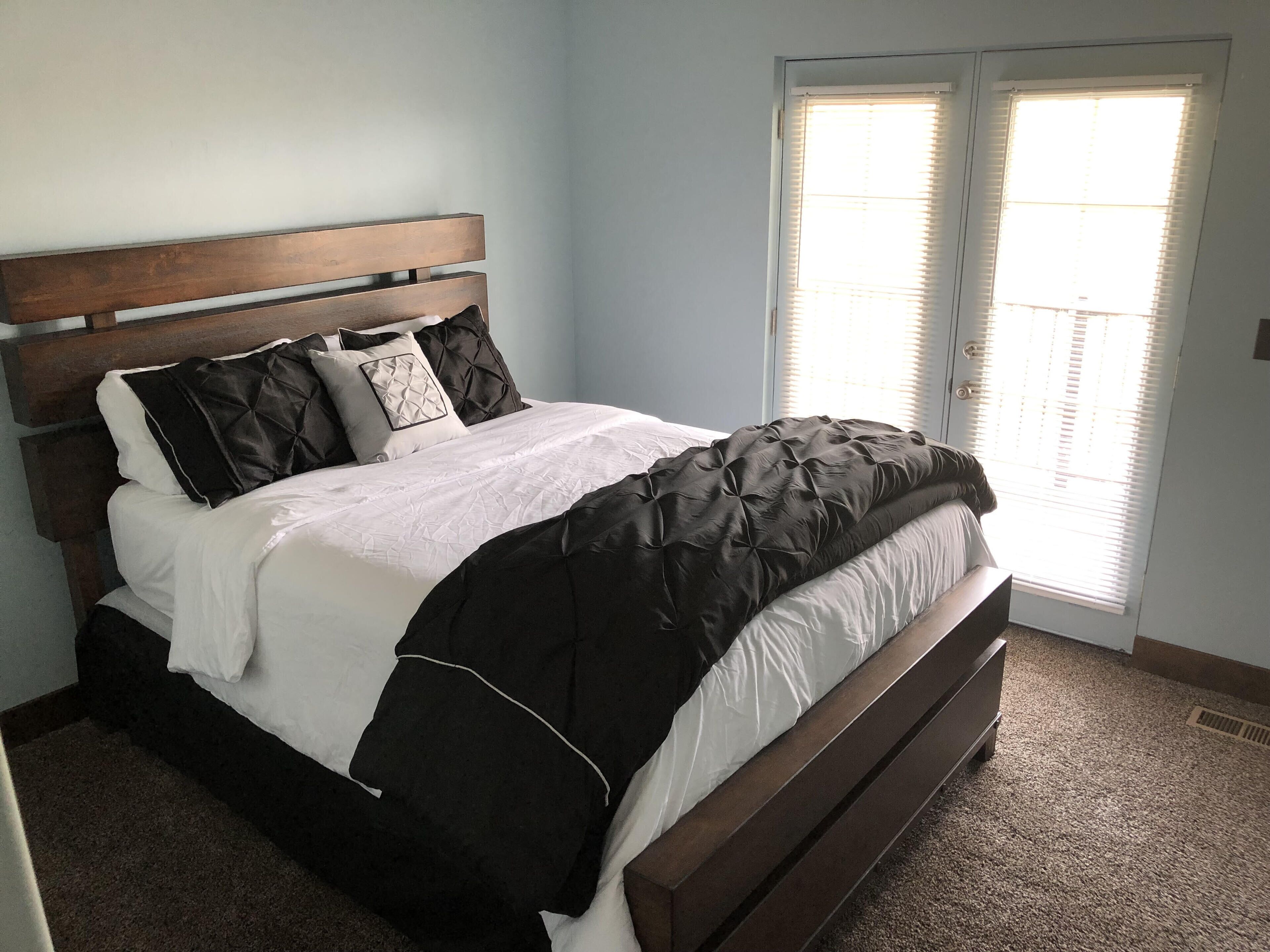 Beautiful Bear Lake Lodge - Sleeps 14 in Logan, United States