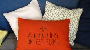 1 chambre, fer et planche à repasser, Wi-Fi, draps fournis