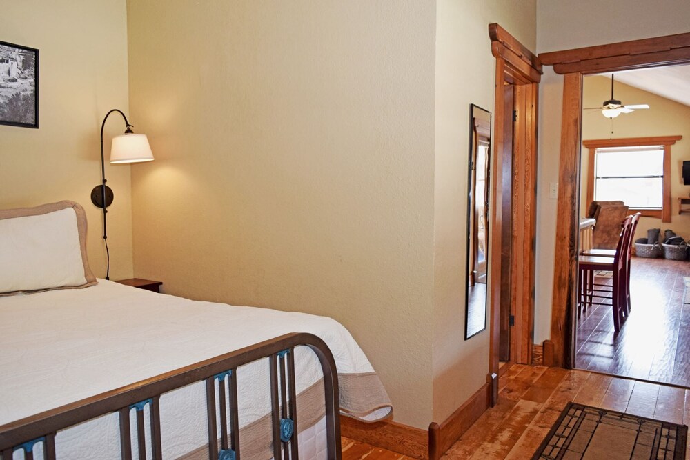 Camp Lil Henry - In Town - On Main Street - Pet Friendly - Free WiFi -  Satellite in Red River | Best Rates & Deals on Orbitz