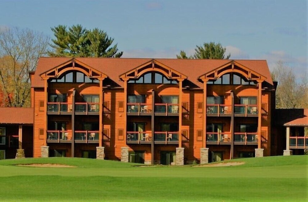 Primary image, Wisconsin Dells Area Condominiums