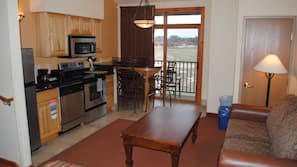 Oven, cookware/dishes/utensils