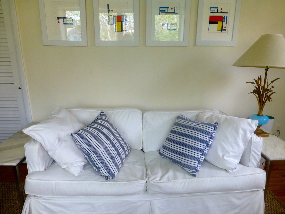 Walk To Ocean & Village In The Lanes, South Of The Highway. Beautiful Decor. Amagansett Vrbo