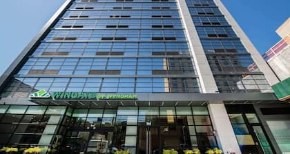 Wingate by Wyndham Long Island City