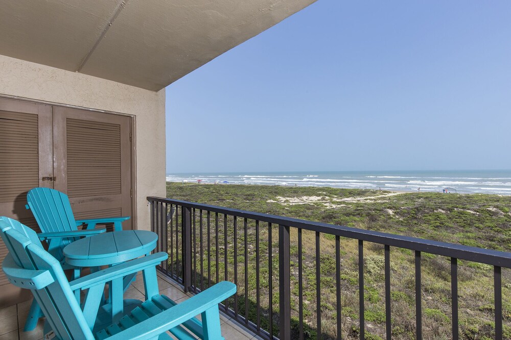 Picture Perfect Ocean Front Condo Balcony Overlooking Beach
