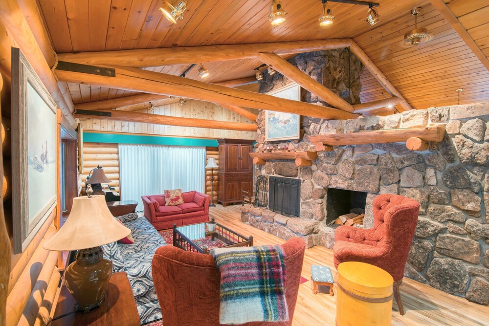 Last Min Pricing Deals Heavenly Pines Retreat Alta Wy Large Hot