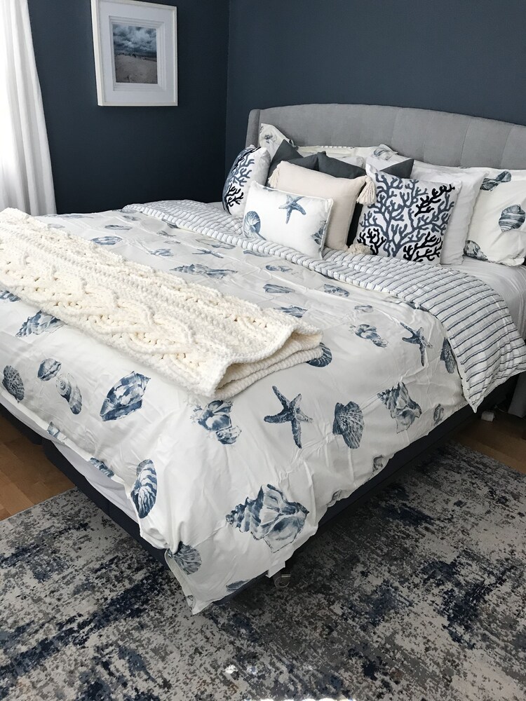 Large Cape Cottage in Great Harbors East Falmouth Vrbo