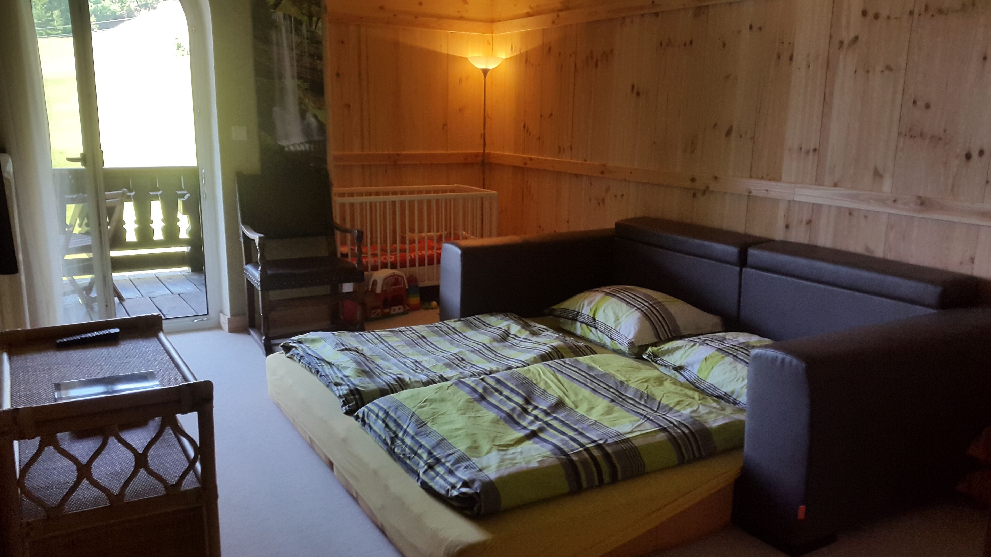 Charming Fully Furnished Salzkammergut Aparment 25 Minutes From Salzburg City in Faistenau, Austria