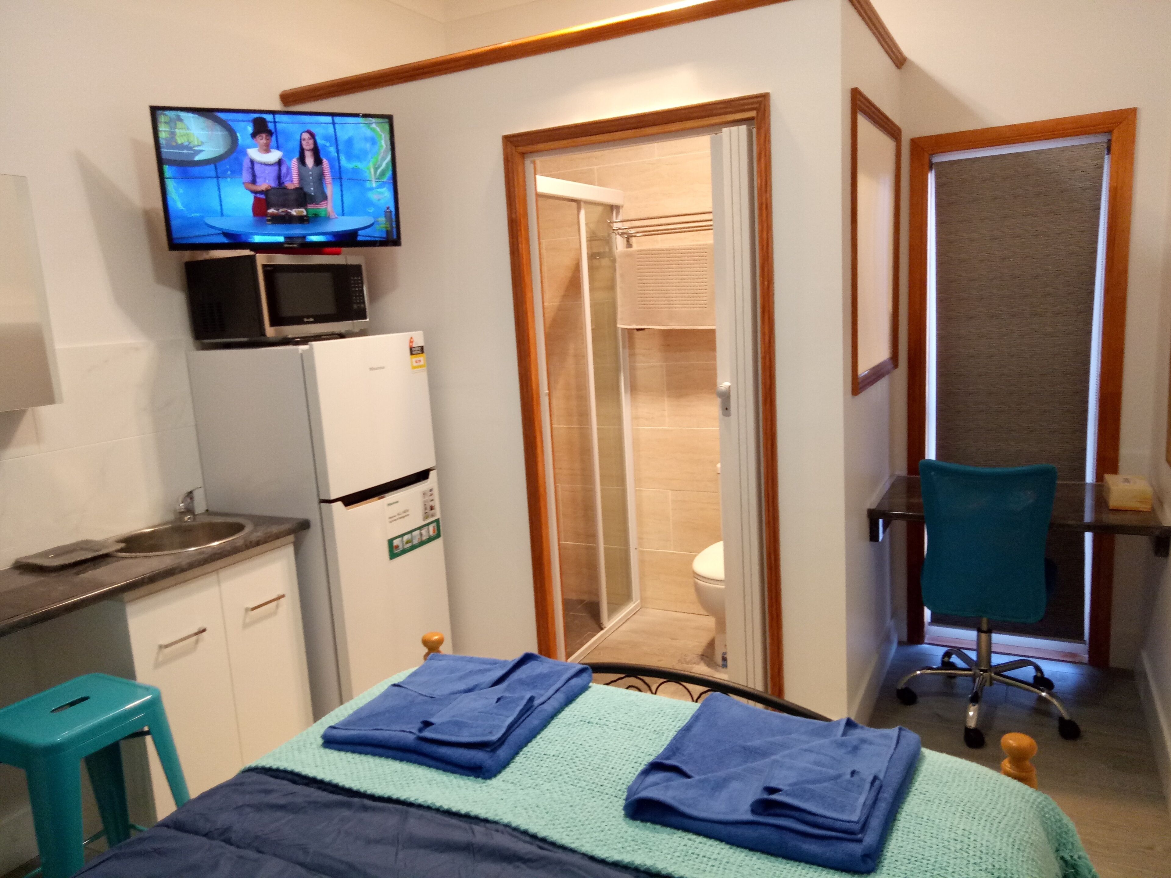 This is a Studio Apartment Comfortable and Compact