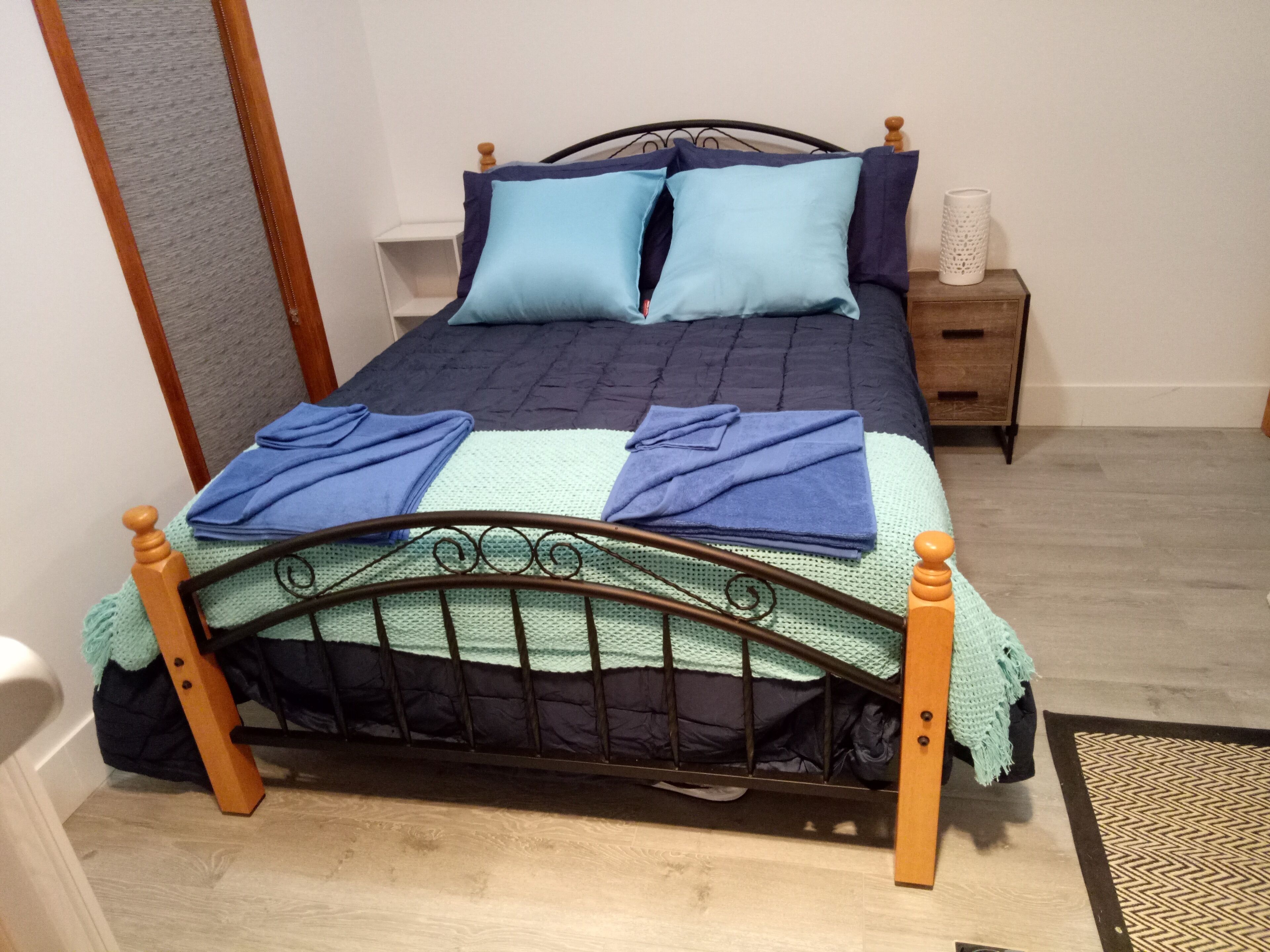 This is a Studio Apartment Comfortable and Compact