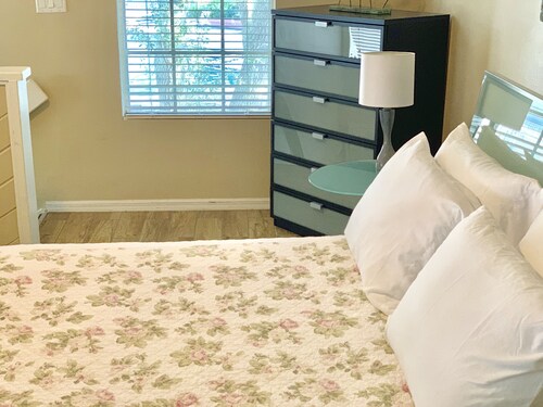 hotels in brandon fl with jacuzzi