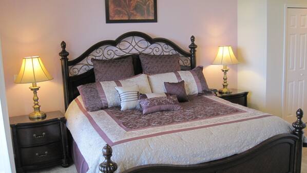 2 bedrooms, iron/ironing board, WiFi, linens