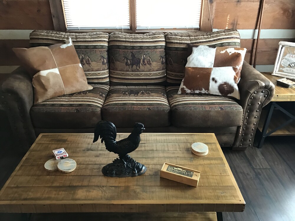 The Cabin at Flat Rock Farms rustic charm on a beautiful former horse