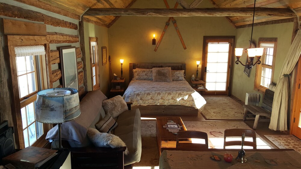 Cozy, Rustic Cabins Near Chico Hot Springs & Only 35 Mins ...