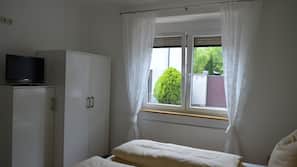 2 bedrooms, Internet, linens