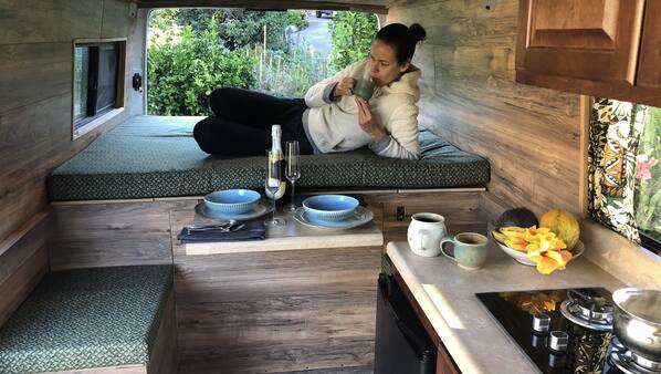 2006 Ono Dodge Sprinter 2500 Adventure Camper Van In Kahului Hi Expedia