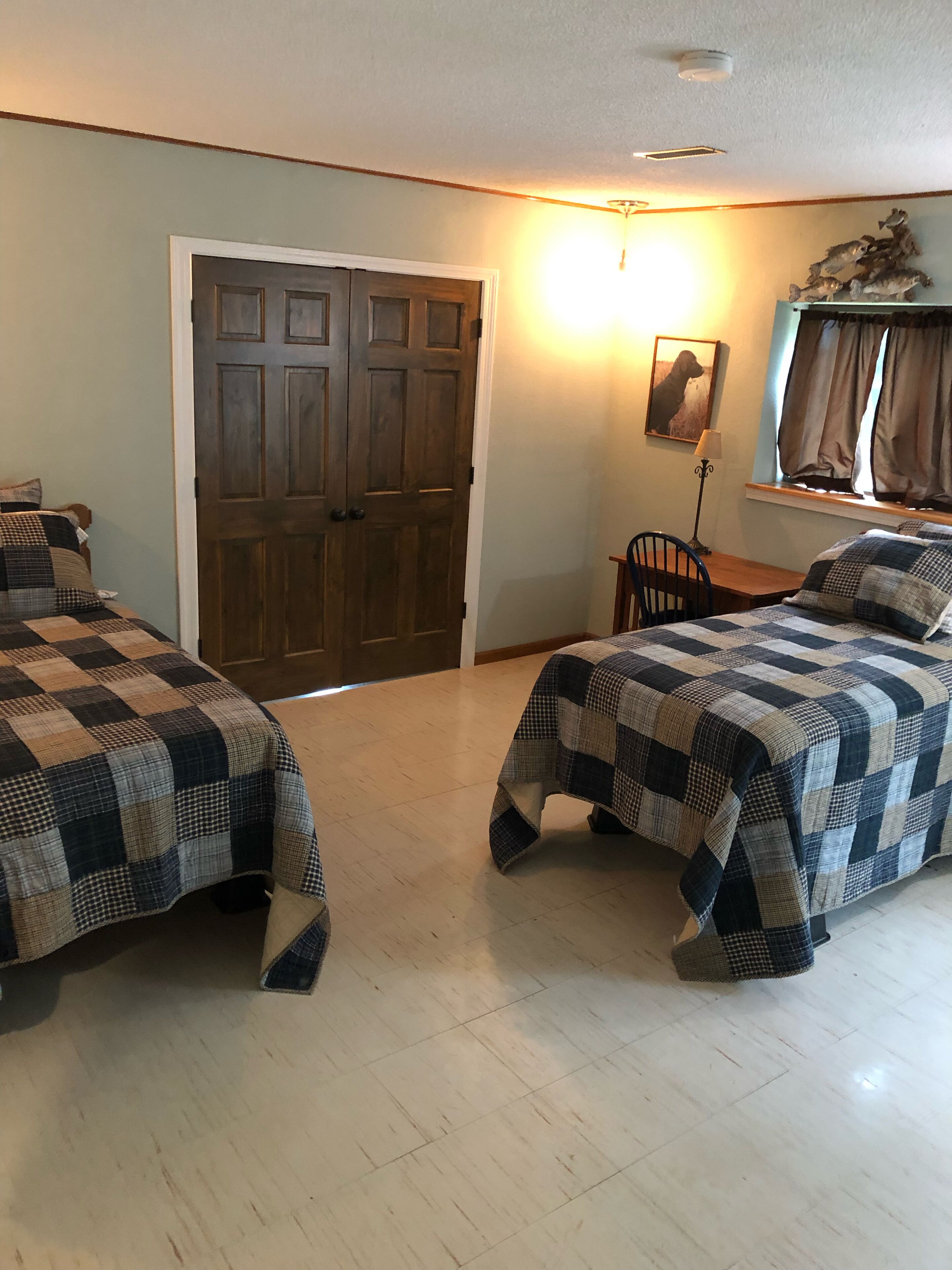 The Bunkhouse 318 E. Main St. Warsaw, Mo in Clinton, United States