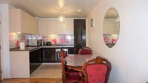 Fridge, microwave, oven, hob