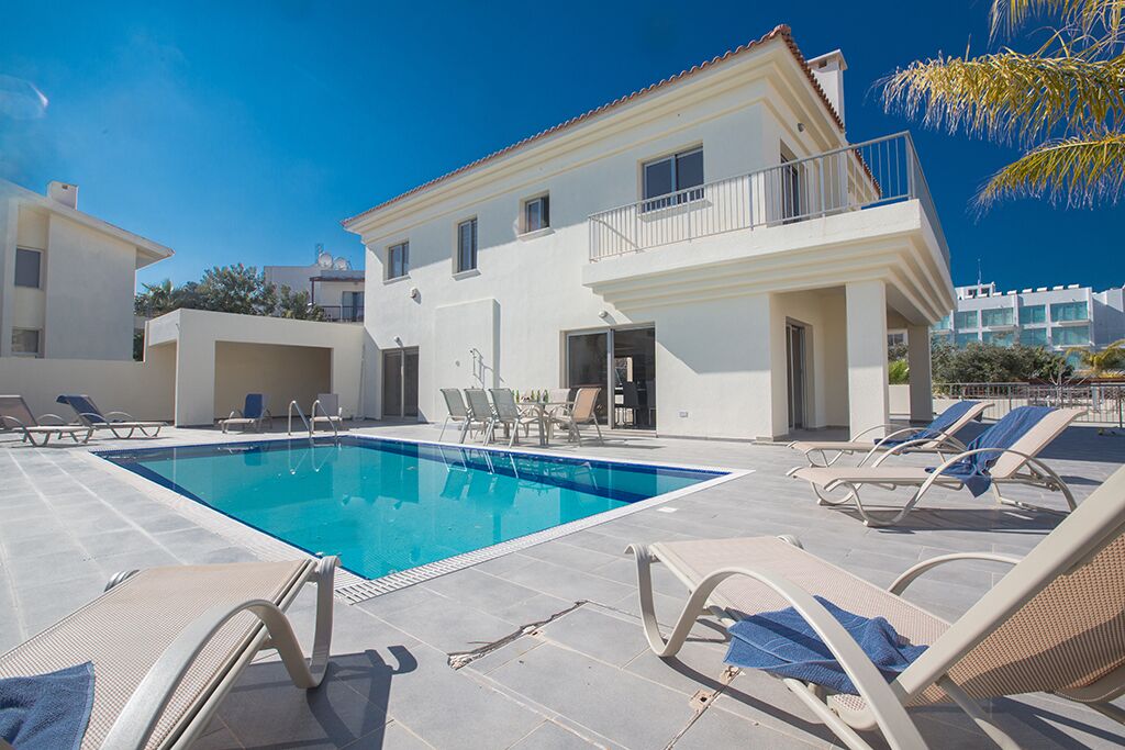 Villa Layla, Lovely 4BDR Protaras Villa with Private Pool, Close to the Beach in Protaras in Larnaca, Cyprus