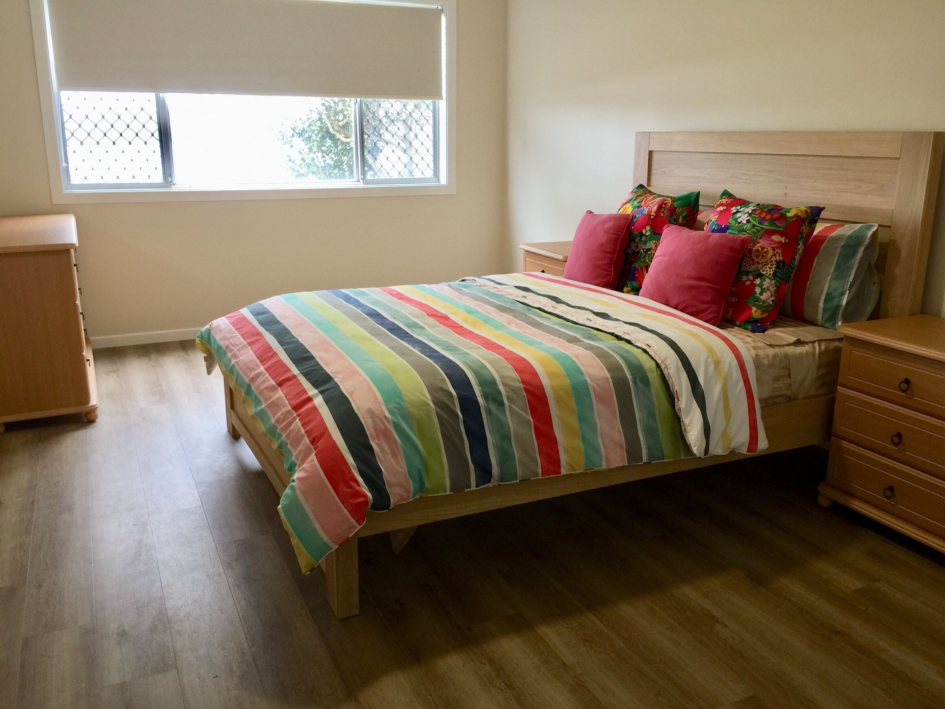 Riverfront views, relaxation with peace and quiet