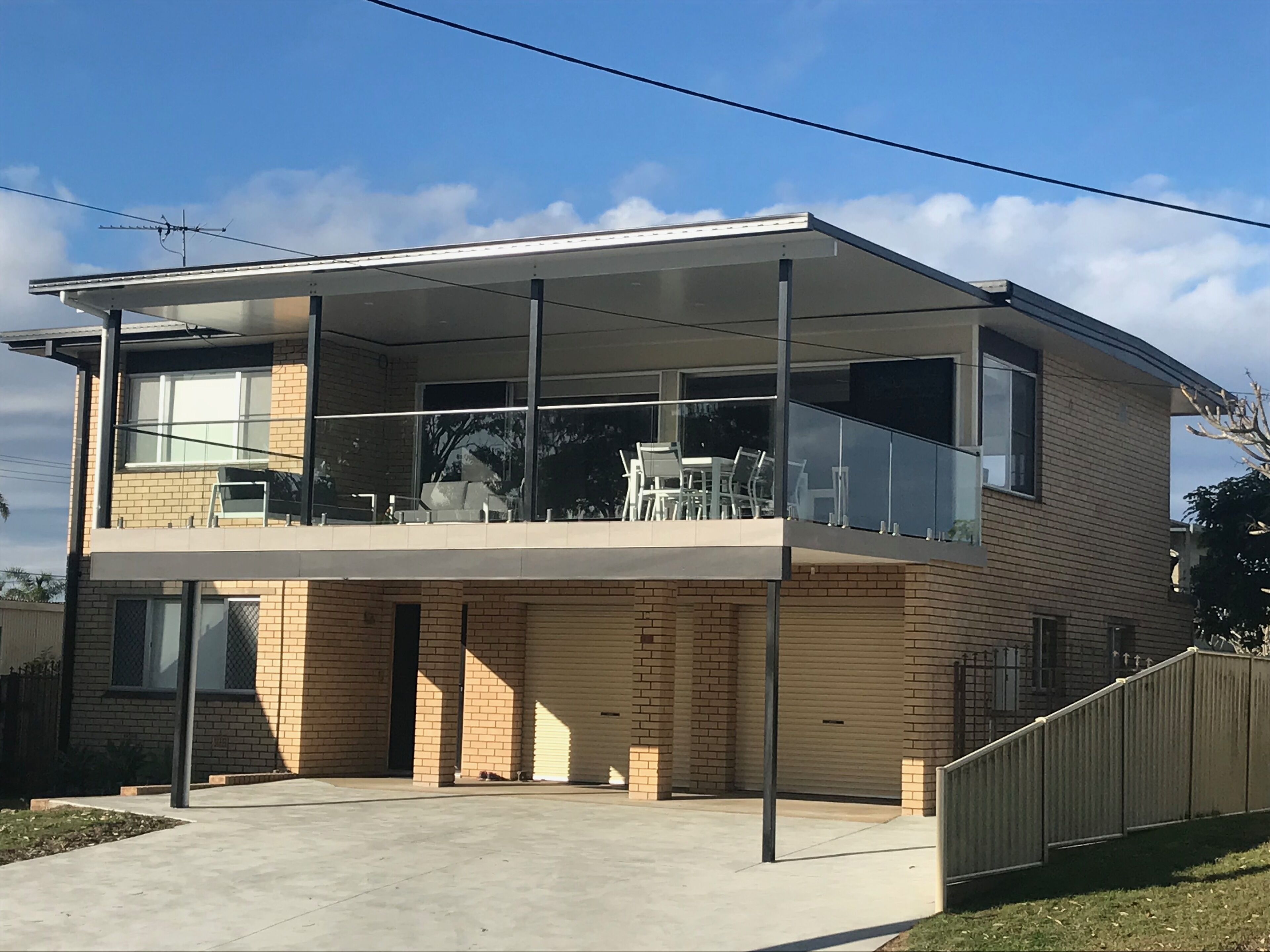 Riverfront views, relaxation with peace and quiet