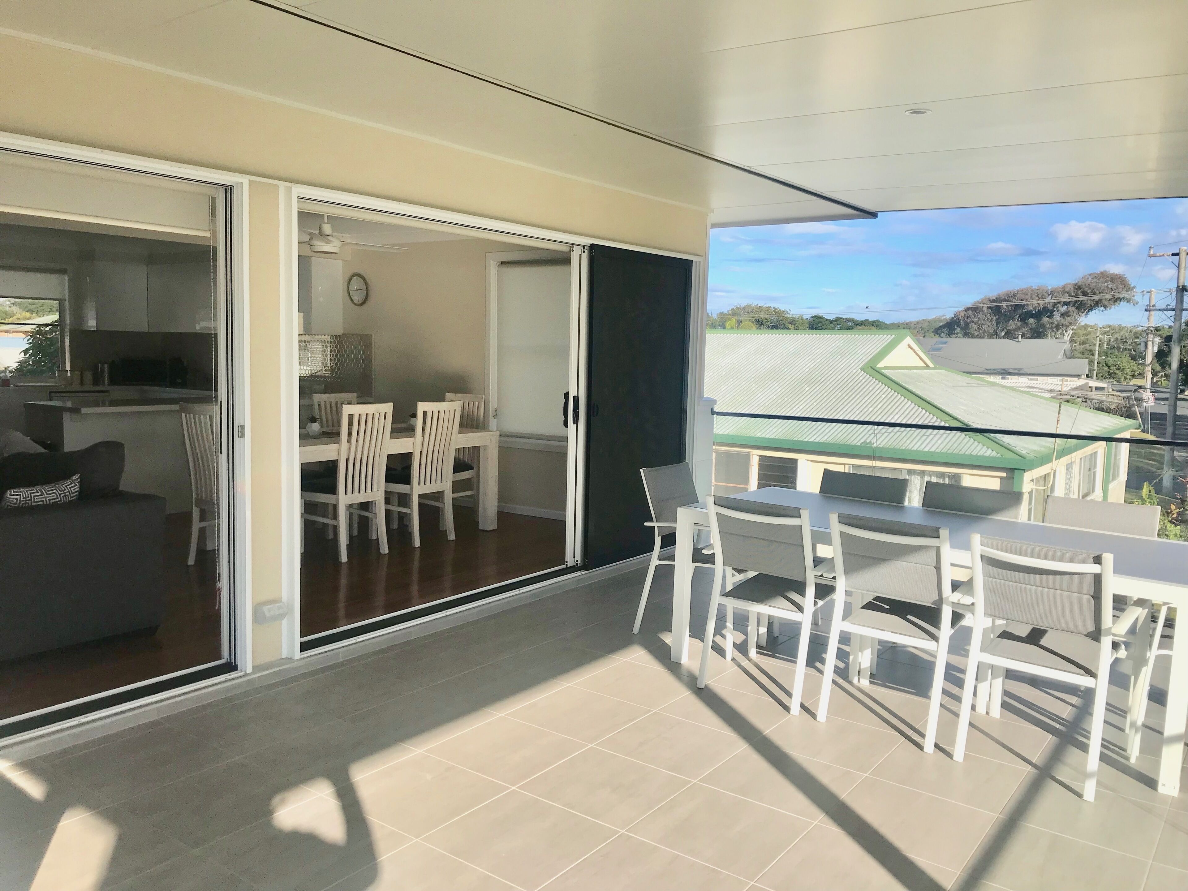 Riverfront views, relaxation with peace and quiet