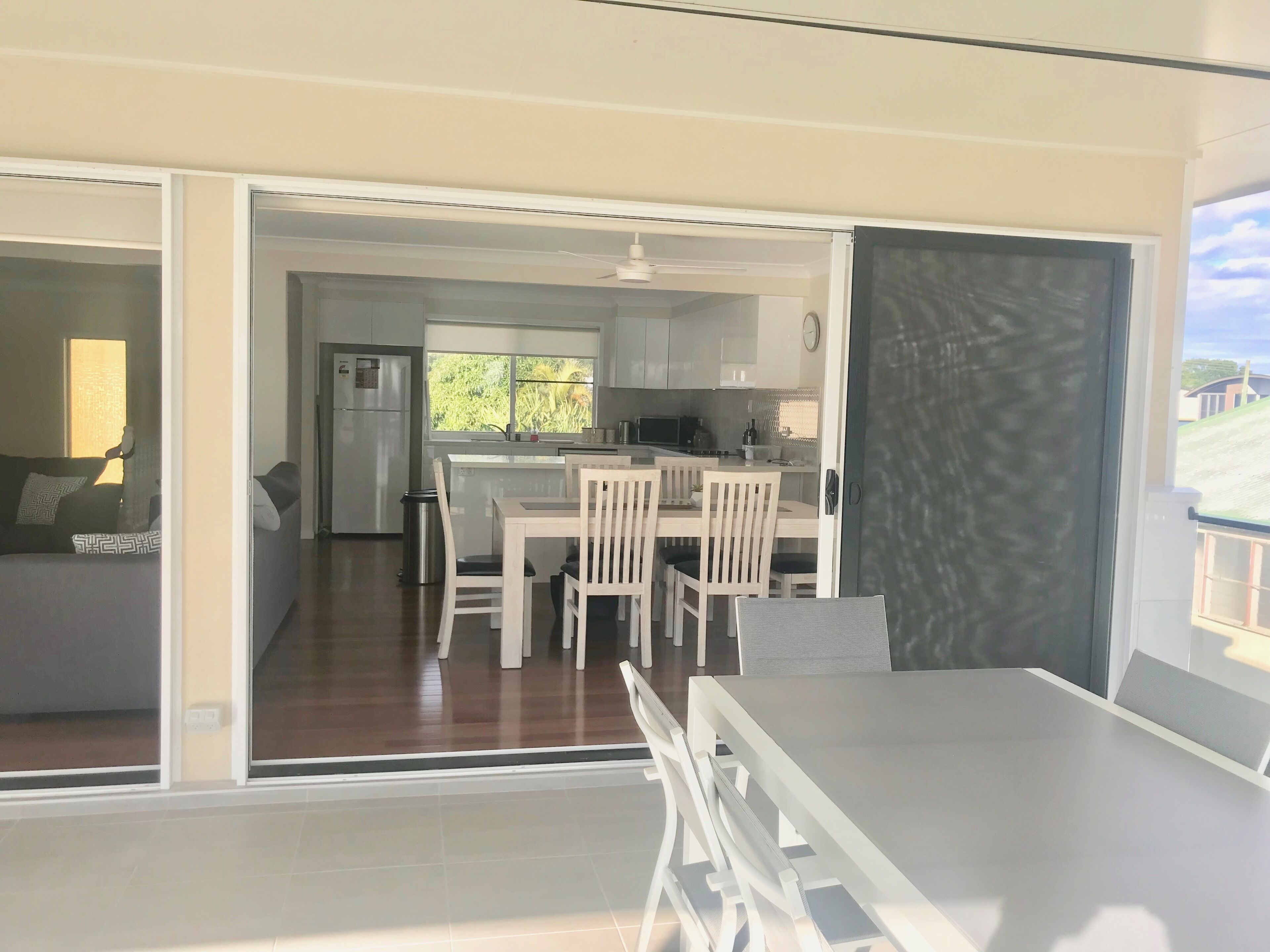 Riverfront views, relaxation with peace and quiet