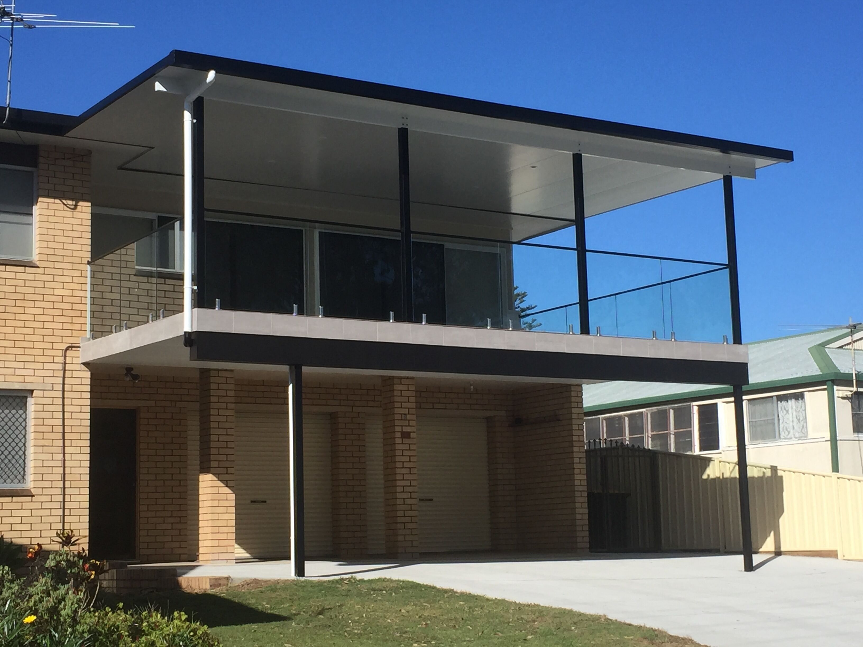 Riverfront views, relaxation with peace and quiet