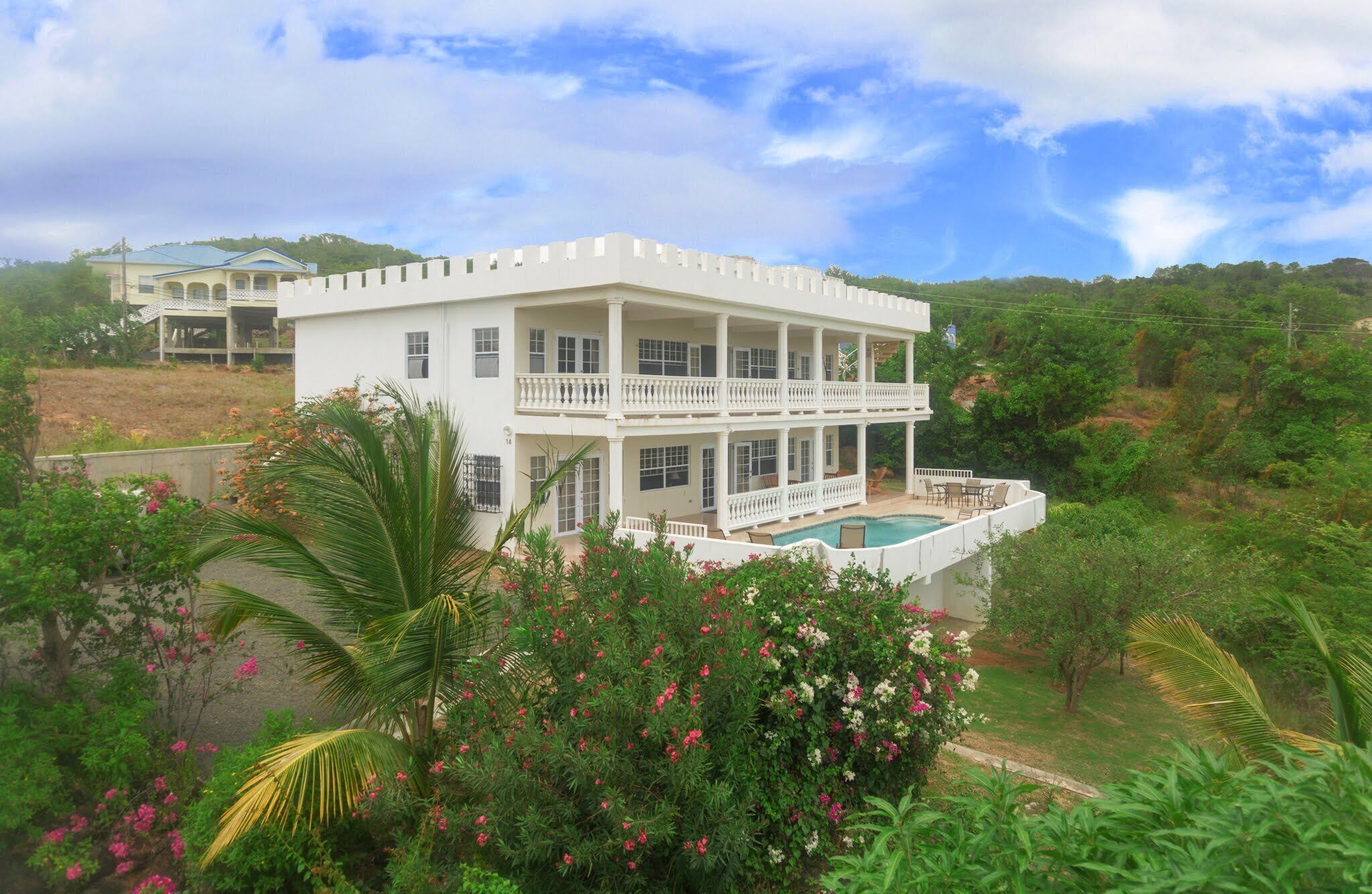 Private & luxurious, solar heated pool, spectacular view, cook in Vieux Fort, Saint Lucia