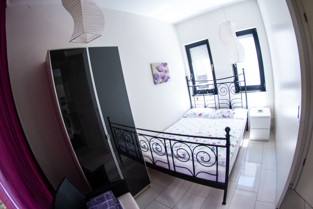 2 Room Garden House Apartment In Tubingen Tuebingen Deu Best Price Guarantee Lastminute Co Nz