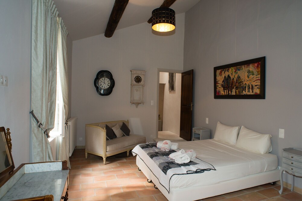 Luxury Full Heart St Rémy 6 prs heated pool patio St.Rémyde