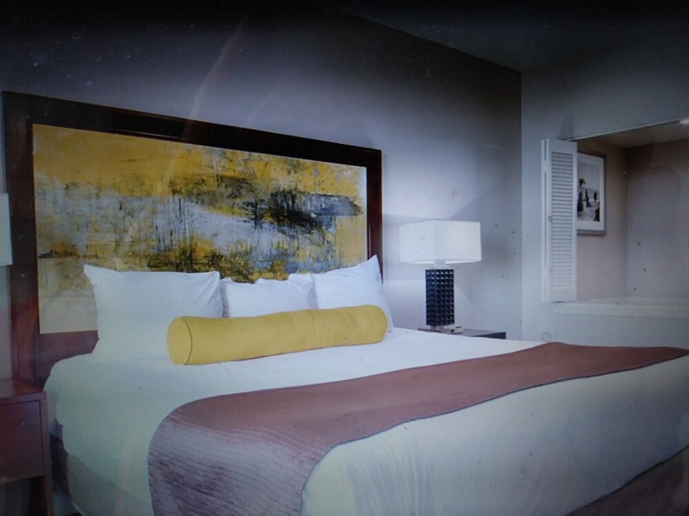 Daytona Beach Wyndham Ocean Walk 2 Bedroom Deluxe (2/14 to 2/18) in