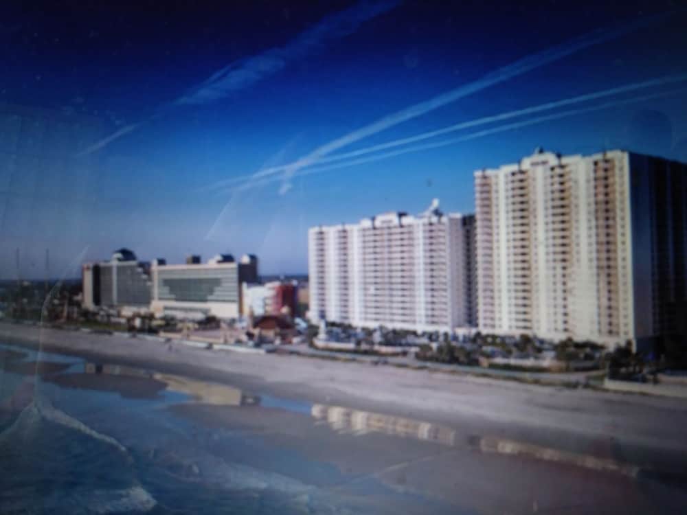 Daytona Beach Wyndham Ocean Walk 2 Bedroom Deluxe (2/14 to 2/18) in