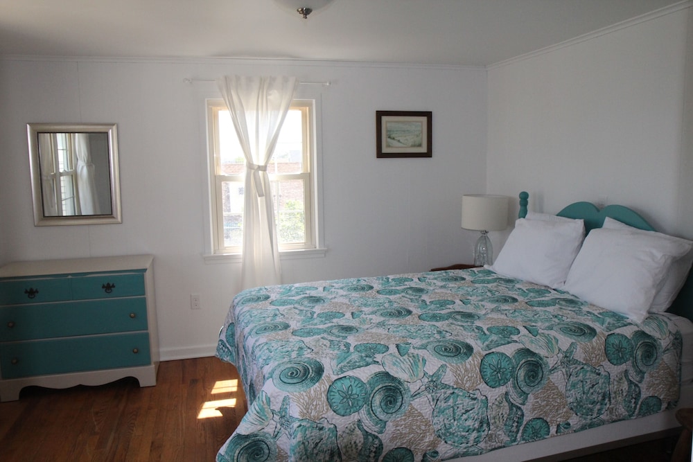 Beautiful 2nd Floor Duplex Ship Bottom Vrbo