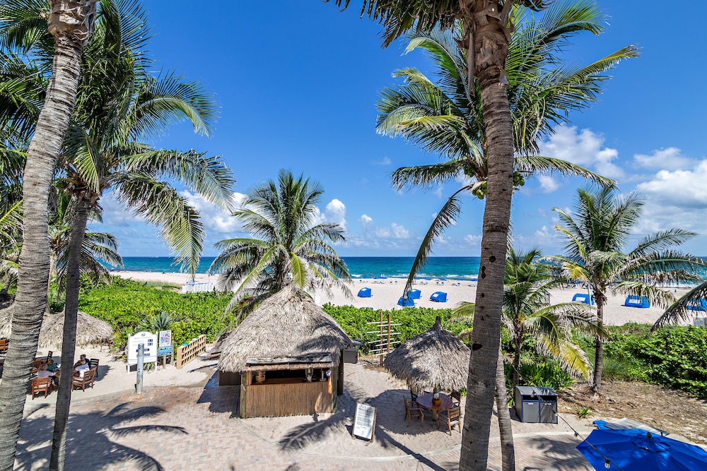 25% off ocean views in Palm Beach Resort and Spa condo unit 1505