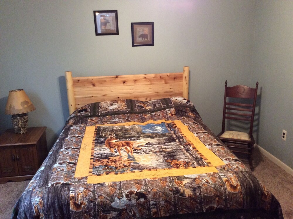 Bear Lake get away near Kalaskla MI Kalkaska County Vrbo