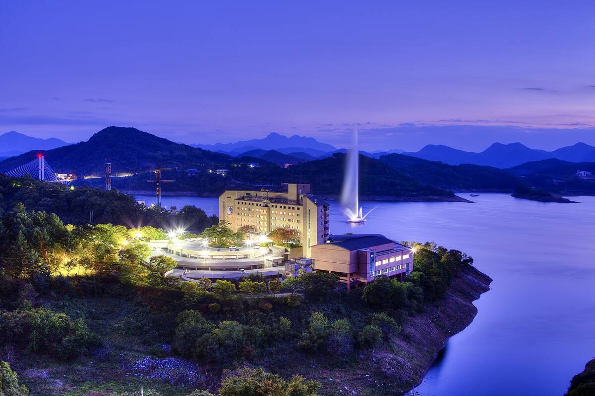 Cheongpung Resort Lake Hotel In Jecheon South Korea Expedia cheongpung-resort-lake-hotel-in-jecheon-south-korea-expedia