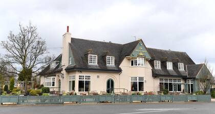 Spread Eagle, Gailey by Marston's Inns