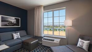 Desk, iron/ironing board, free WiFi, linens