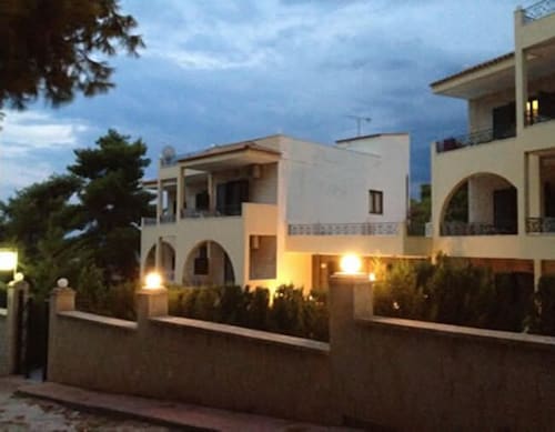 J Studios in Kinéta, Greece