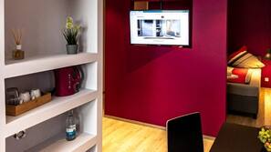 Flachbildfernseher, Netflix, aktuelle Filme, Streaming-Dienste