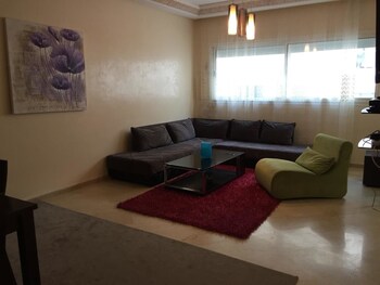 Bel Appartement A Louer Reviews Photos Rates Ebookers Com