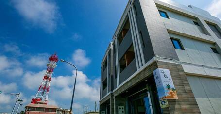 2022 限時飯店優惠 夏日澄藍民宿 The Charming Land 白沙 Expedia Com Tw