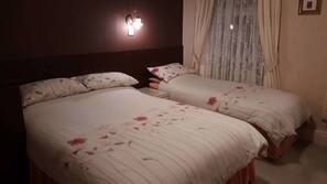 Iron/ironing board, free WiFi, linens