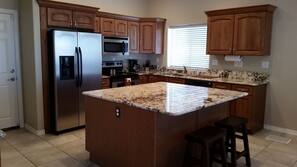 Oven, hob, dishwasher, coffee/tea maker