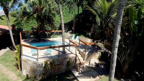 Utomhuspool