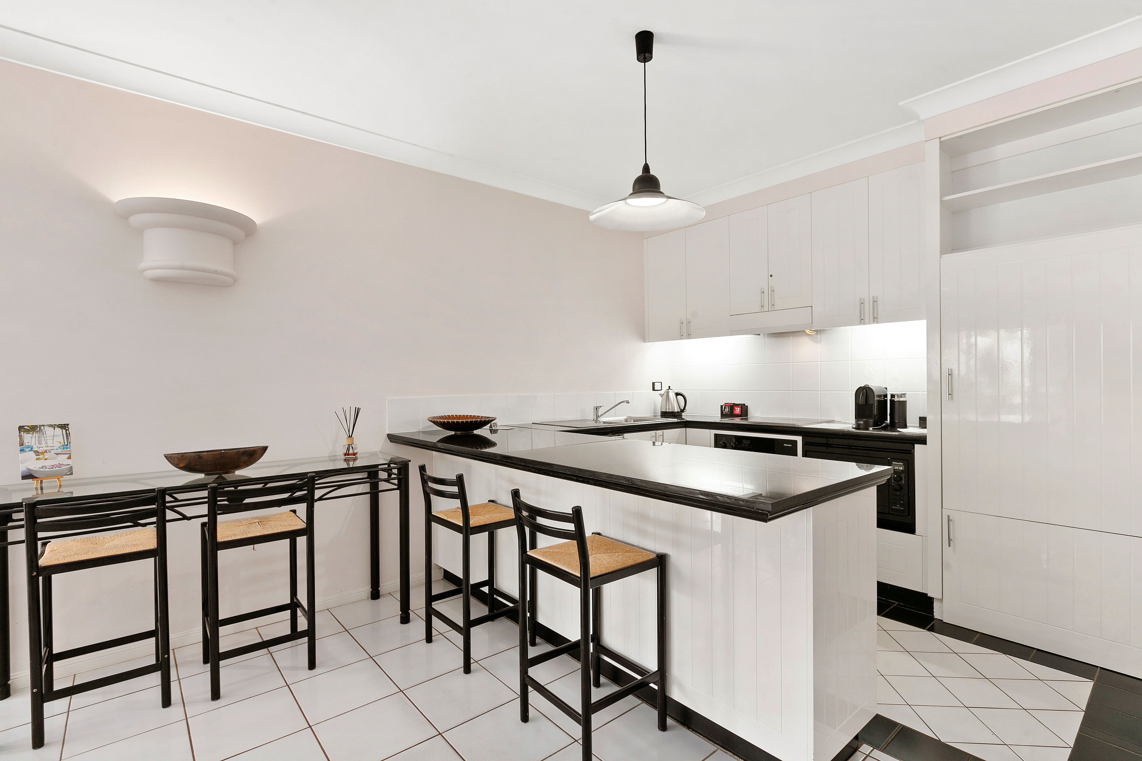 Poolside Apt. In Alamanda Beachfront Resort (67)