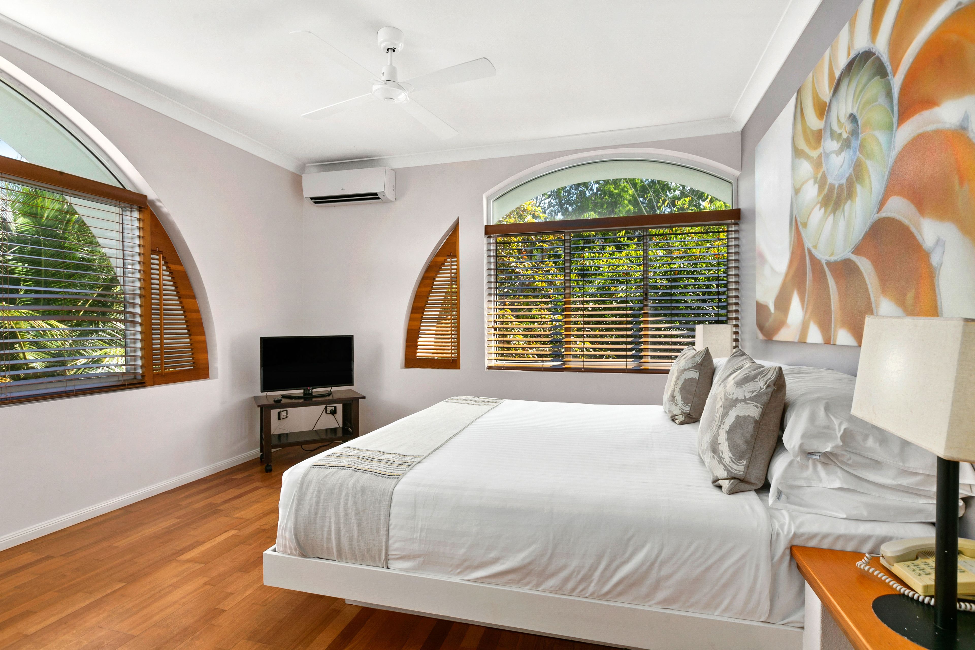 Poolside Apt. In Alamanda Beachfront Resort (67)