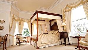Desk, linens