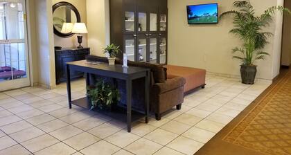 First Inn Suites